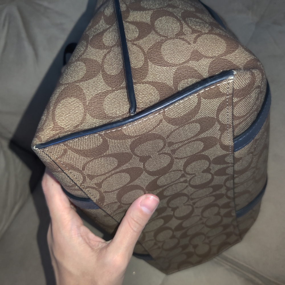 Authentic Coach Tote Euc - image 8